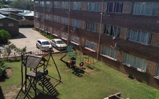 2 Bedroom Apartment in Daspoort