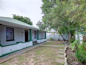 4 Bed House in Bodorp