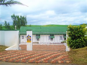 6 Bed House in La Mercy