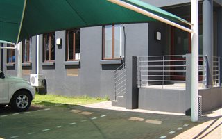 380 m² Office Space in Lonehill