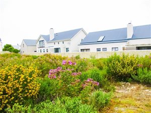 476 m² Land available in Westcliff