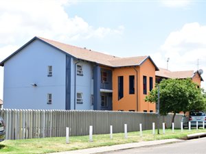 Bachelor apartment in Tembisa