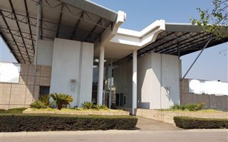 4464 m² Office Space in Waterfall Estate