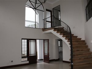 4 Bed House in Bryanston East