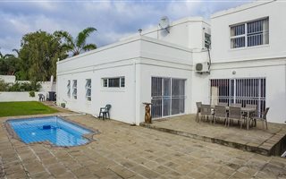 4 Bedroom House in Die Boord