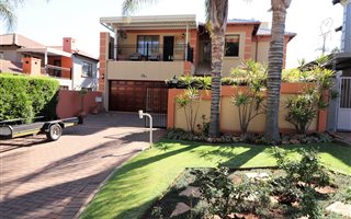 3 Bedroom House in Irene View Estate