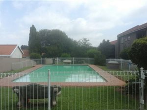 3 Bed Apartment in Vanderbijlpark SW5