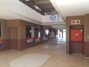 Commercial space in Jansen Park
