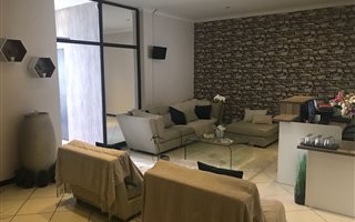 60 m² Commercial space in Parkhurst