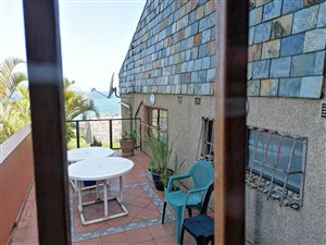 5 Bed Townhouse in Desainagar