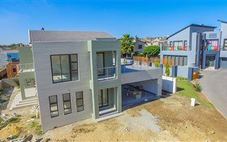4 Bedroom House in Greenstone Hill