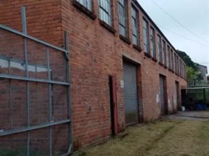 1700 m² Commercial space in Isipingo Rail