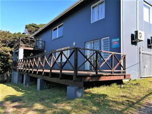 4 Bed House in Trafalgar