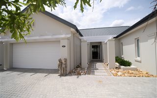 4 Bedroom House in Val de Vie