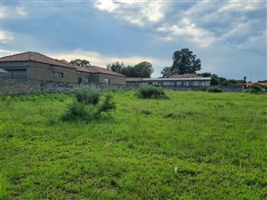 1121 m² Land available in Riversdale