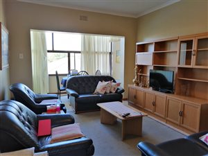 2 Bed Apartment in Strand Central