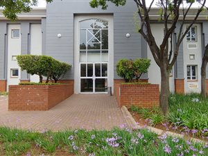 350 m² Commercial space in Bryanston