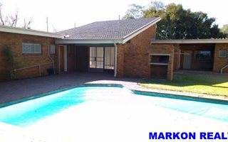 4 Bedroom House in Petersfield