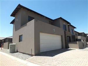 3 Bed Duplex in Eye of Africa