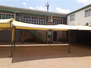 1178 m² Commercial space in Waltloo