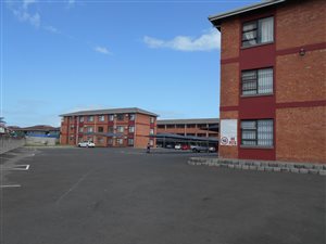 2 Bed Apartment in Arboretum