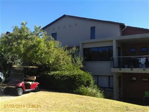 2 Bed House in Roodepoort Central