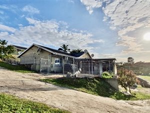 3 Bed Apartment in Verulam Central