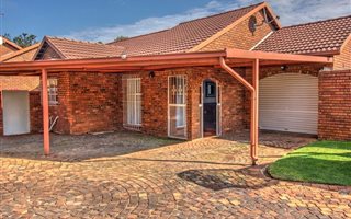 2 Bedroom Townhouse in Birchleigh North