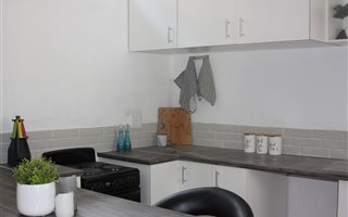 1 Bedroom Garden Cottage in Orange Grove