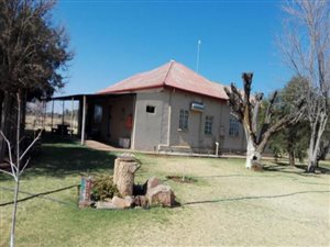 4 Bed House in Jan Kempdorp