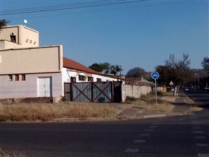 1982 m² Commercial space in Sunnyside