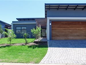 3 Bed House in Palm Lakes Estate