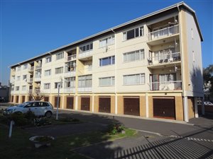 1 Bed Apartment in Parow North