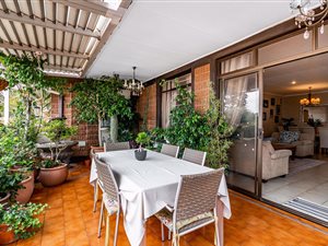 4 Bed Apartment in Bedford Park
