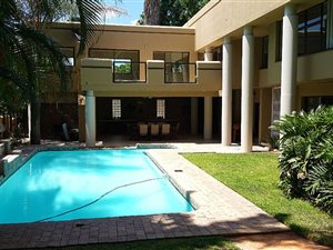 5 Bed House in Safari Gardens