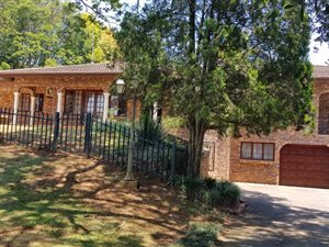 4 Bed House in Montrose