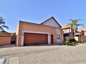 3 Bed Townhouse in Equestria