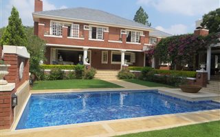4 Bedroom House in Fourways Gardens