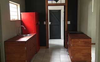 1 Bedroom Garden Cottage in Melville