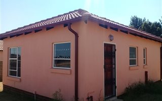 2 Bedroom House in Southern Gateway