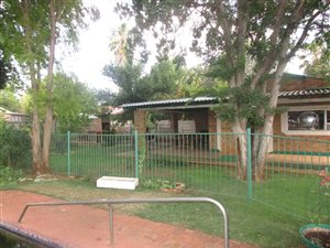 4 Bed House in Vaalpark