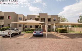 2 Bedroom Townhouse in Newmarket Park