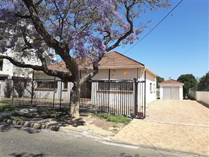 5 Bed House in Dennesig