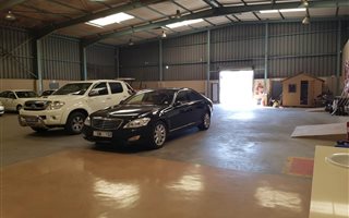 1100 m² Industrial space in Founders Hill