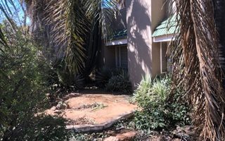 4 Bedroom House in Lambton Gardens