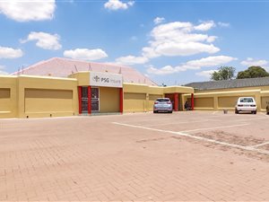 620 m² Office Space in Nimrod Park