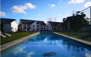 2 Bedroom Apartment in Emberton Estate