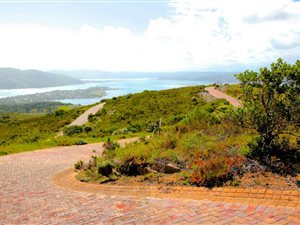 1465 m² Land available in Fernwood