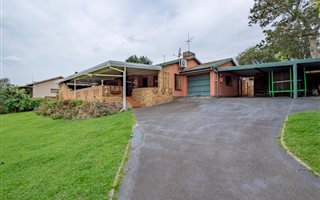 3 Bedroom House in Farningham Ridge
