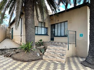 13 Bed House in Rossmore